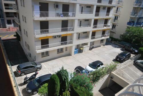 Apartamento Studio Avec Terrasse - Le Paris Palm Beach