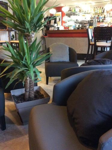 Hotel H�tel L'ostr�i