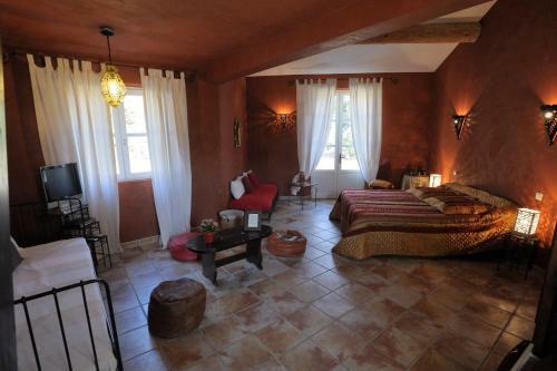 Bed & Breakfast Mas De Lure
