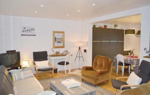 Holiday Home Fouesnant 04
