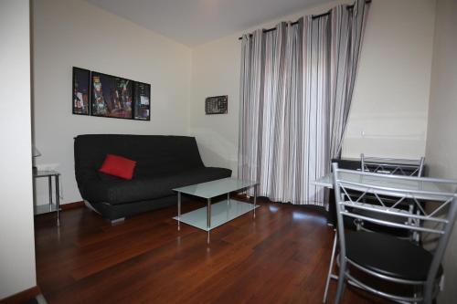 Apartamento O'sullivans Bar And Hotel