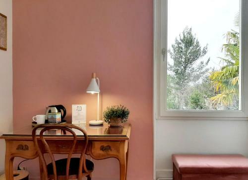 Hostal Maison Saint James