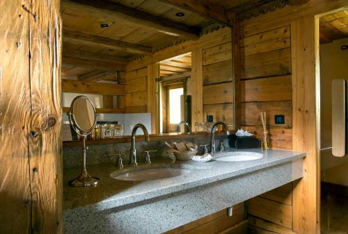 Hotel H�tel Les Servages D'armelle