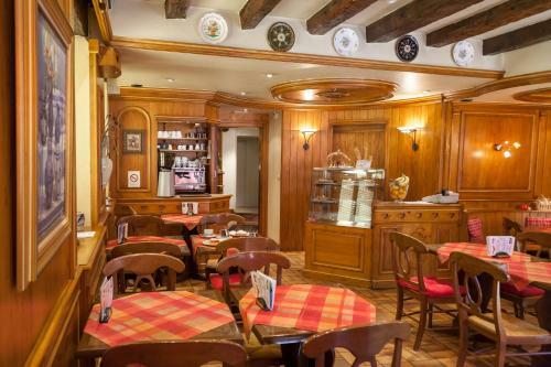 Hotel H�tel De La Cloche