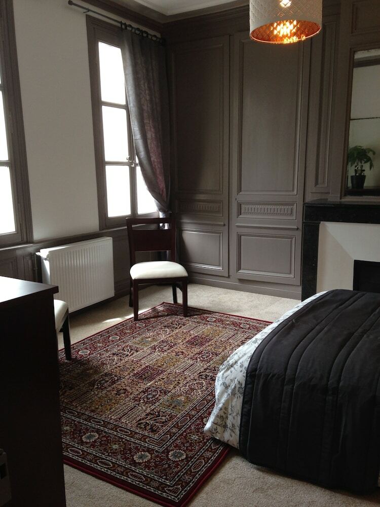 Hostal Maison Du Chatelain