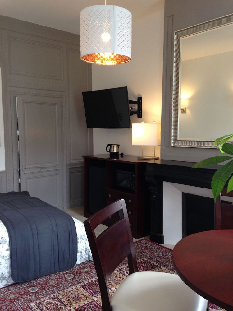 Hostal Maison Du Chatelain