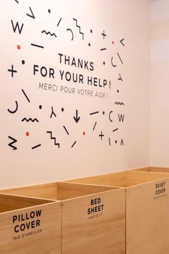 Away Hostel & Coffee Shop