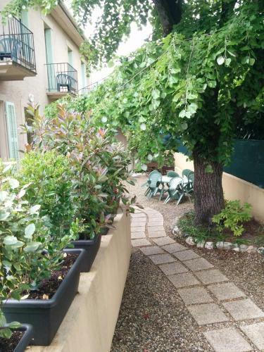 Hotel H�tel De La Grotte