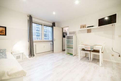 Private Apartment Alice Top (5948)