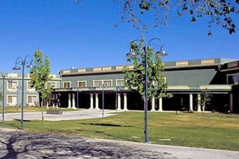 Grand Canyon Railway Hotel