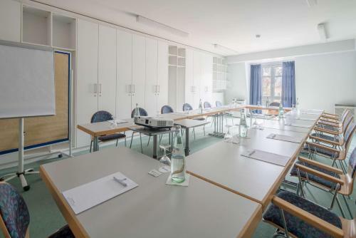 Best Western Wein- Und Parkhotel