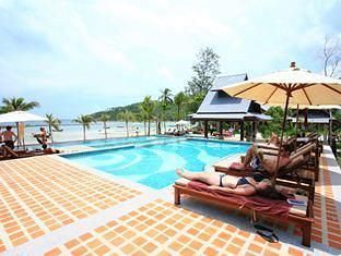 Hotel Salad Buri Resort & Spa