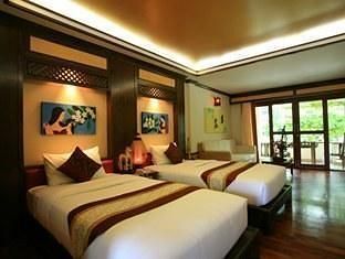 Hotel Salad Buri Resort & Spa