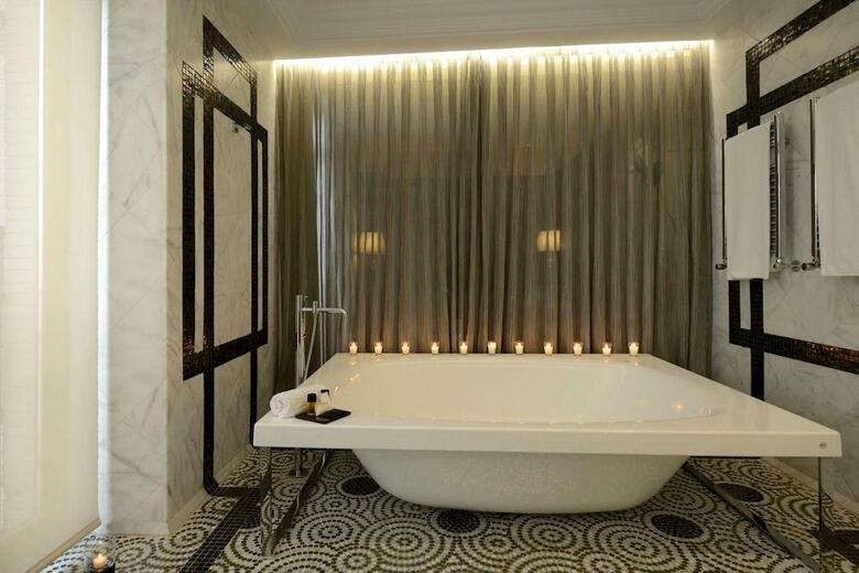 Hotel �nico Madrid