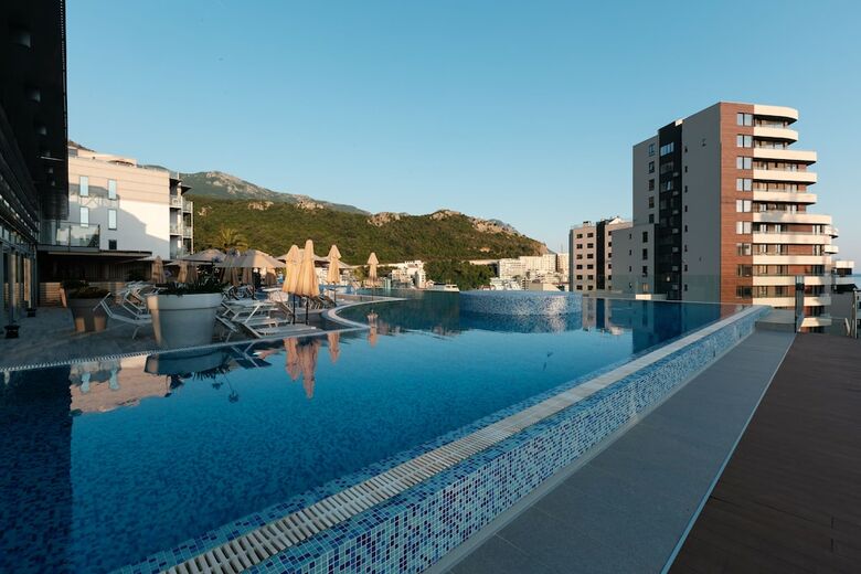 Hotel The Queen Of Montenegro