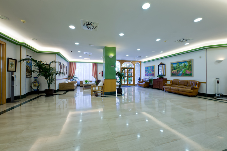 Aparthotel Pineda Park