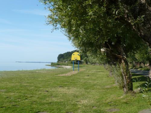 Apartamento "blick Auf Vilm", Neuendorf