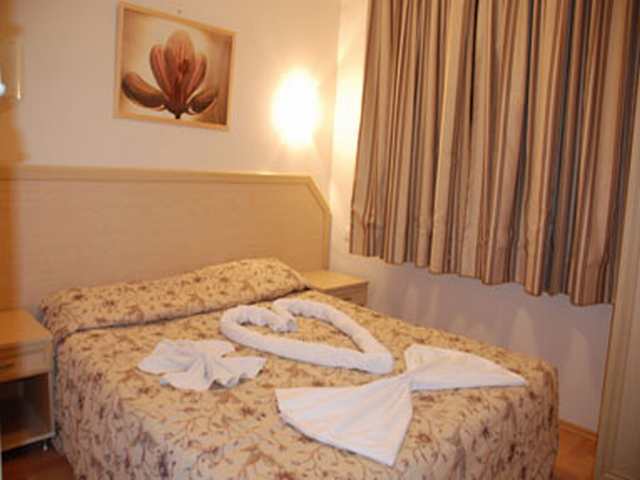 Tuntas Apartment Altinkum