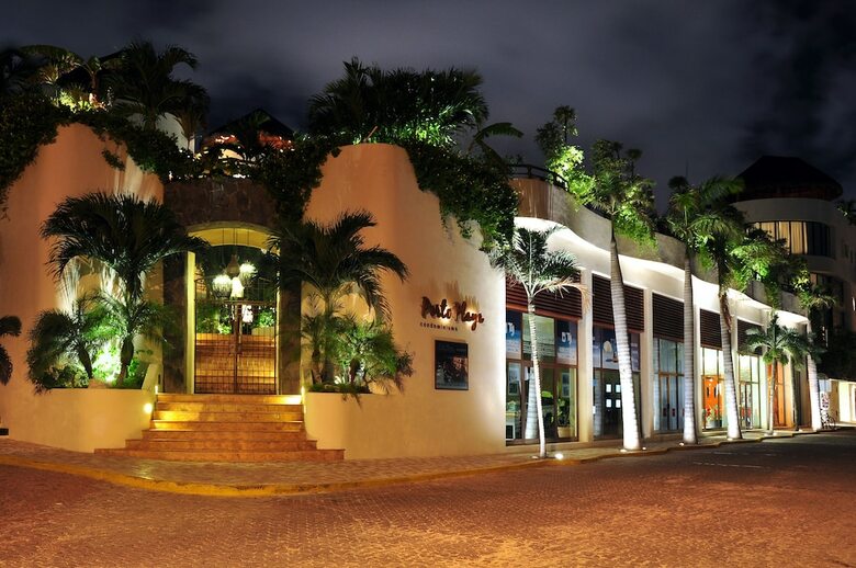 Porto Playa Condo Hotel