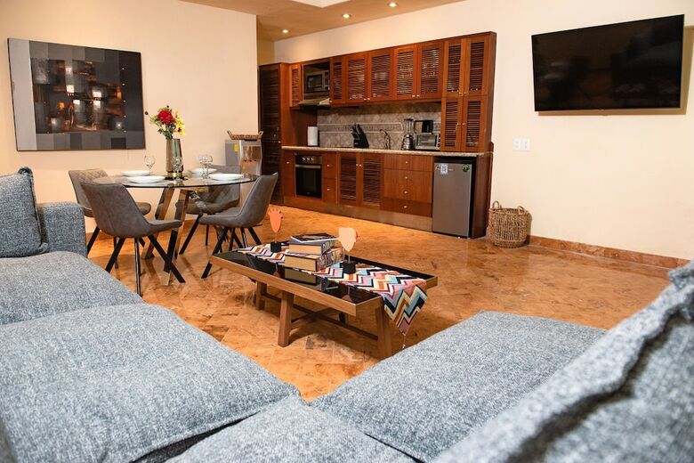 Porto Playa Condo Hotel