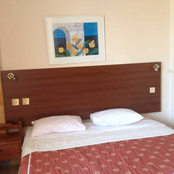 Bristol Hotel & Apartments