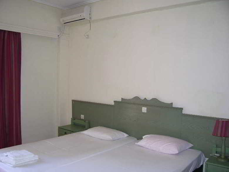 Bristol Hotel & Apartments