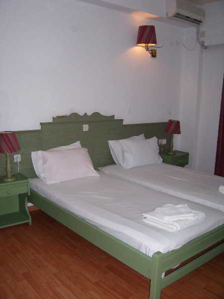 Bristol Hotel & Apartments