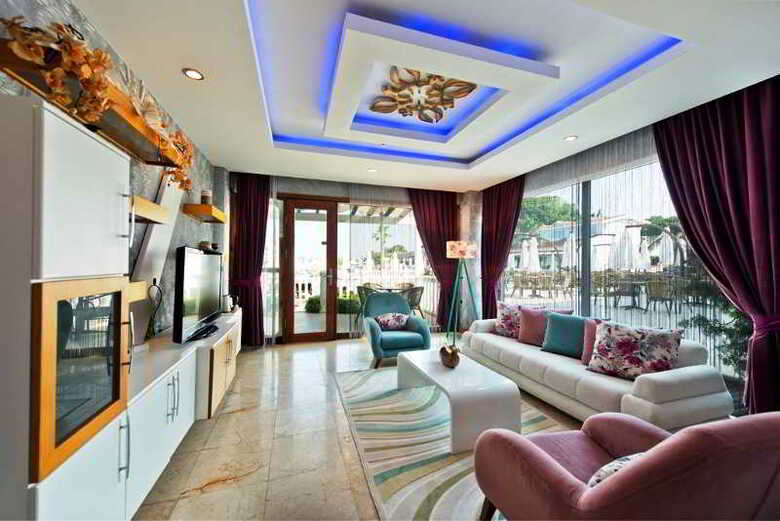 Hotel Flora Garden Beach Club
