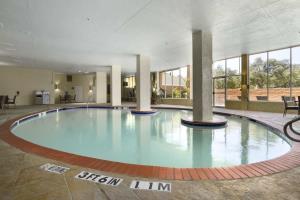 Embassy Suites Dallas Market Center Hotel