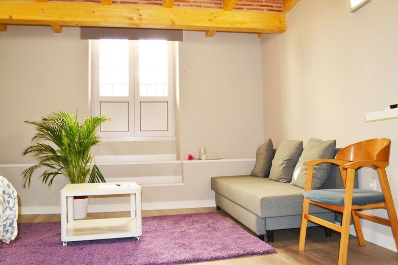 Apartamento Leopoldo Cano Center