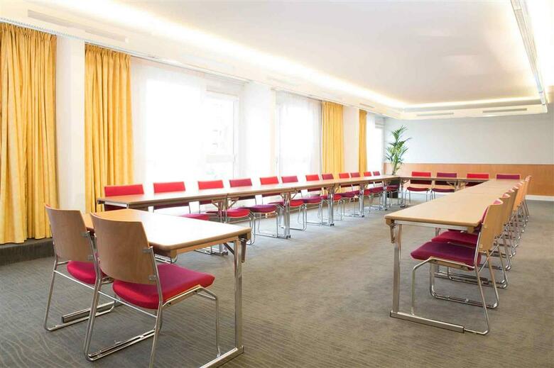 Hotel Novotel Bordeaux Le Lac
