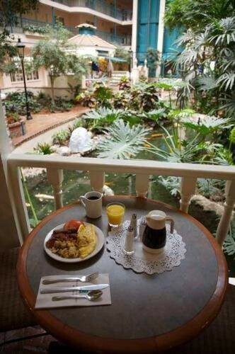 Hotel Embassy Suites Anaheim North