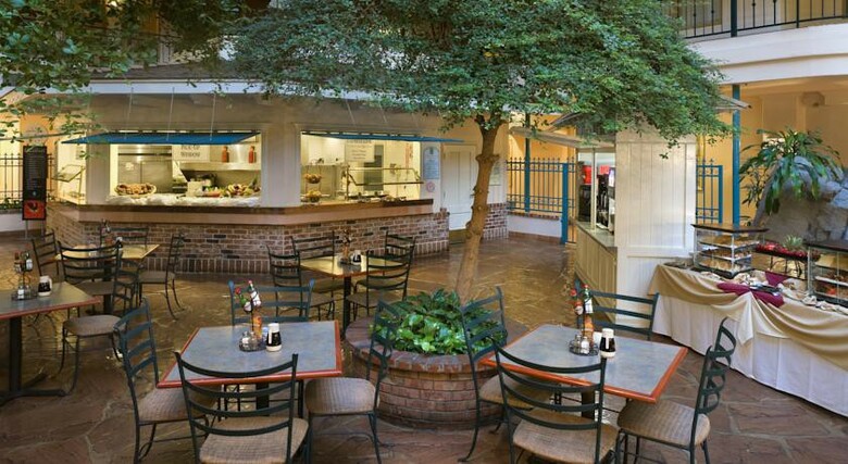 Hotel Embassy Suites Anaheim North