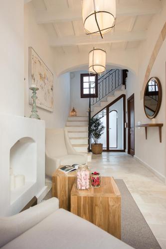 Hotel S'hotelet D'es Born - Suites & Spa