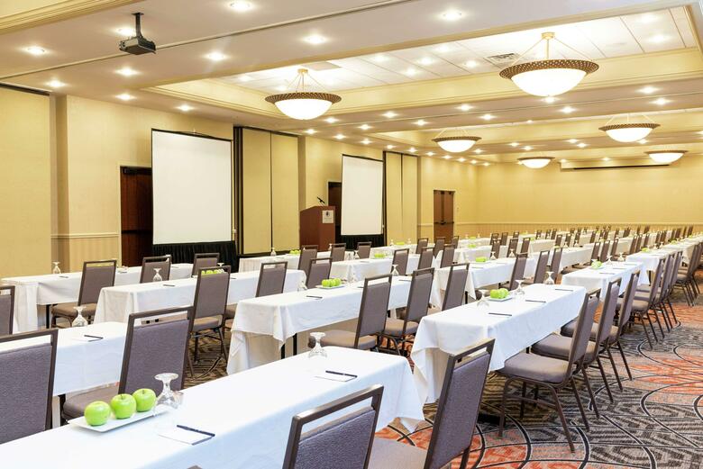 Hotel Hilton Grand Rapids Airport