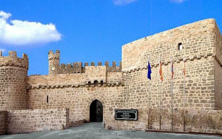Hotel Se�orio De Olmillos
