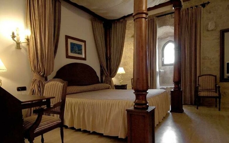 Hotel Se�orio De Olmillos