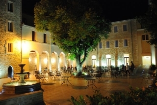 Hotel Notre Dame De Lumi�res