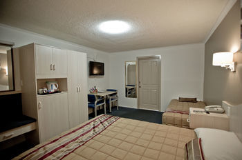 Hotel Quality Inn Centre Point