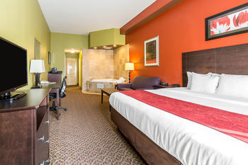 Hotel Comfort Suites East