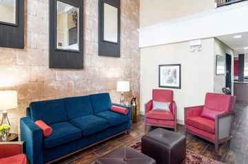 Hotel Comfort Suites Las Colinas Center