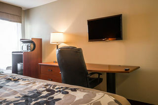 Hotel Sleep Inn & Suites East Chase