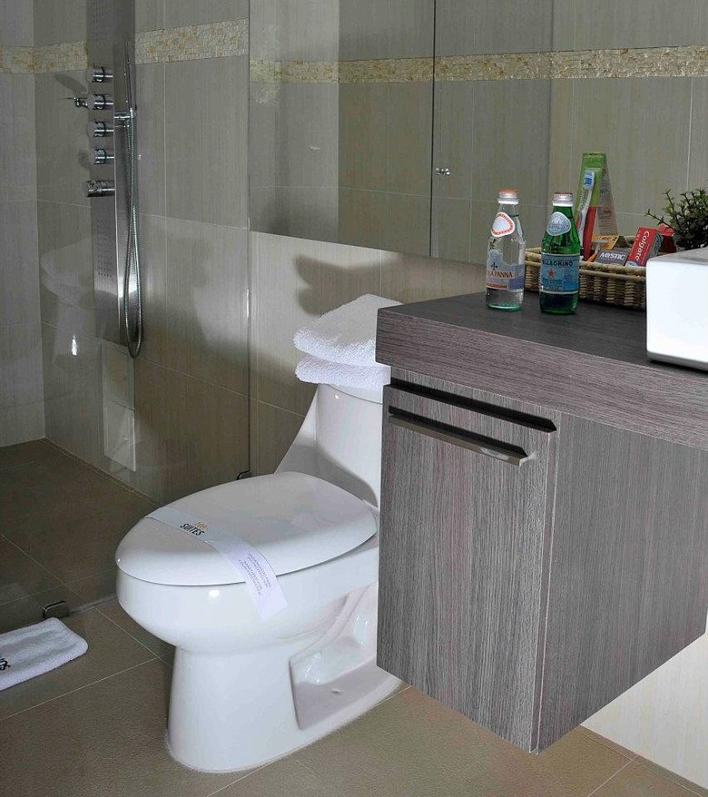 Hotel Suites 109
