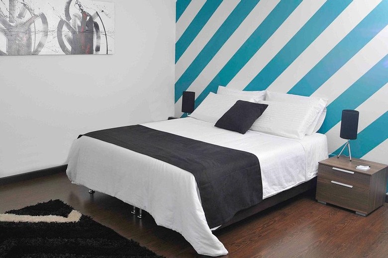 Hotel Suites 109