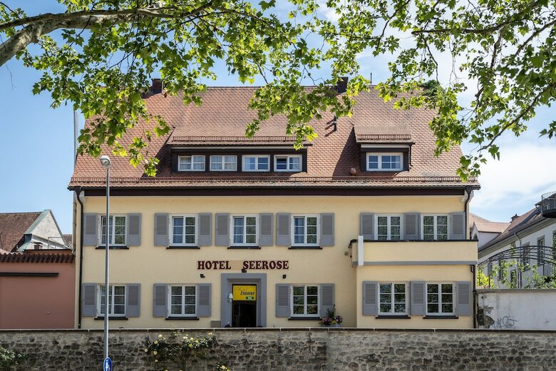 Hotel Seerose(.)