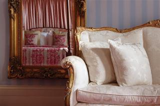 New House Country Hotel