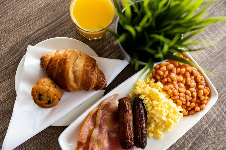 Hotel Holiday Inn Express Cardiff Airport