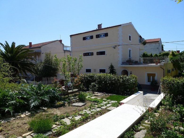 Matic Apartments