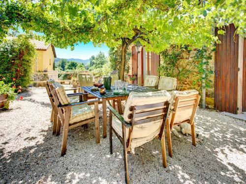 Villa Mas Du Golf - Ovo Network