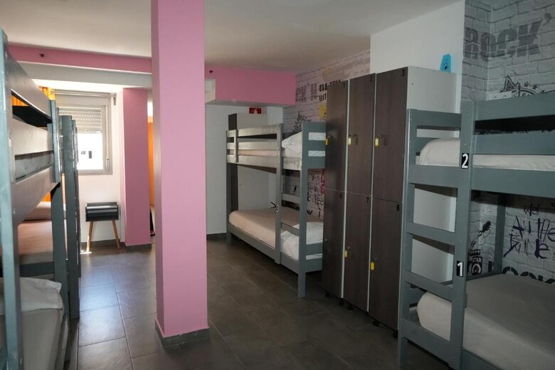Hostal New Art Beach Hostel- Albergue Juvenil